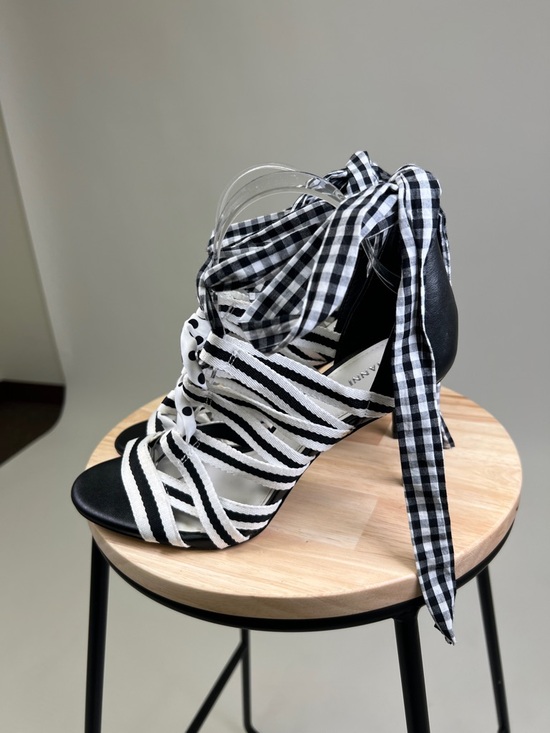 Gianni Bini Black and White Striped Gingham Polka Dots Strappy Heels Size 9 - Picture 6 of 14